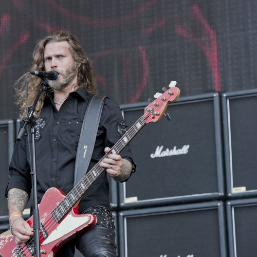 Hammerfall from Sweden hammered a perfect Power Metal show full of fire