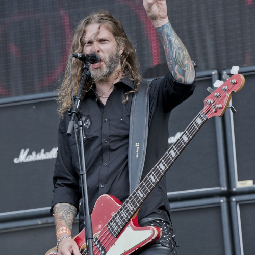 Hammerfall from Sweden hammered a perfect Power Metal show full of fire